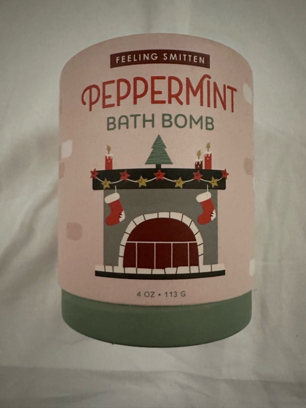 Feeling Smitten Peppermint Bath Bomb 4 oz New Sealed
